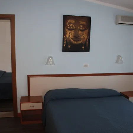 马克西姆酒店 3*