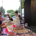 Maxim