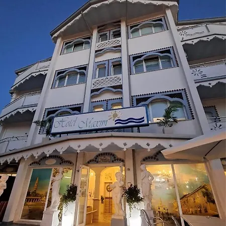 Ξενοδοχείο Maxim 3*